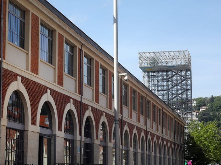 Bureaux-Ateliers à louer (grandes surfaces) à la Grande Usine Créative